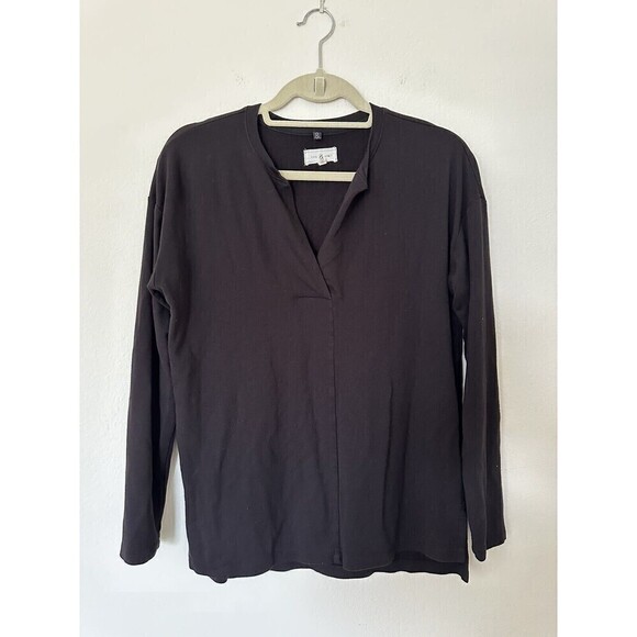 Lou & Grey Signature Soft Long Sleeve Pullover Top V-Neck Size XS (runs big). - Picture 1 of 7